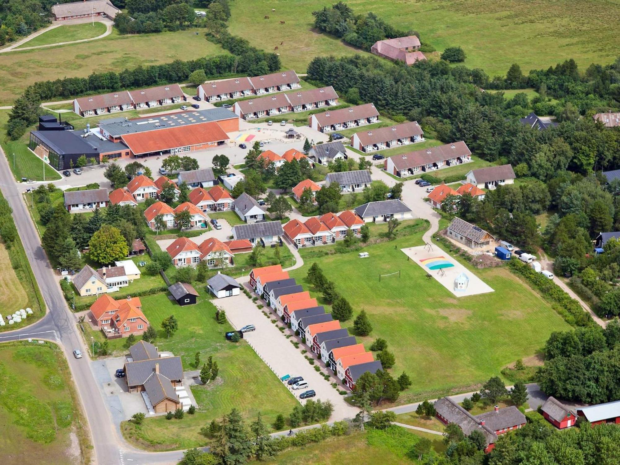 6 Person Holiday Home On A Holiday Park In Bl Vand Blåvand Esterno foto