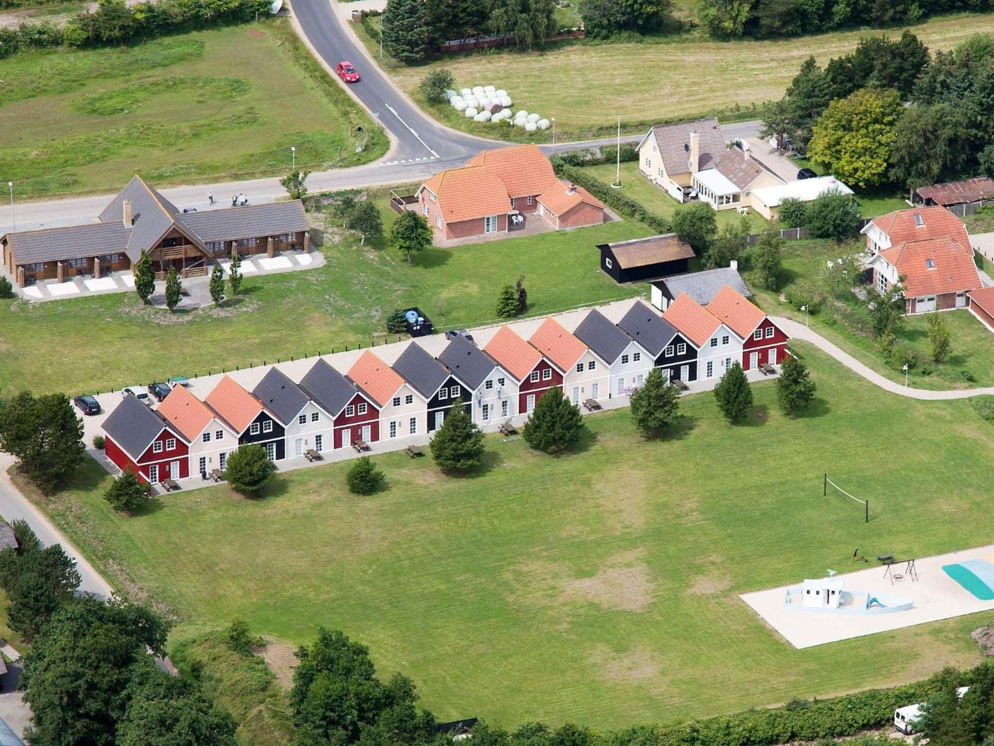 6 Person Holiday Home On A Holiday Park In Bl Vand Blåvand Esterno foto